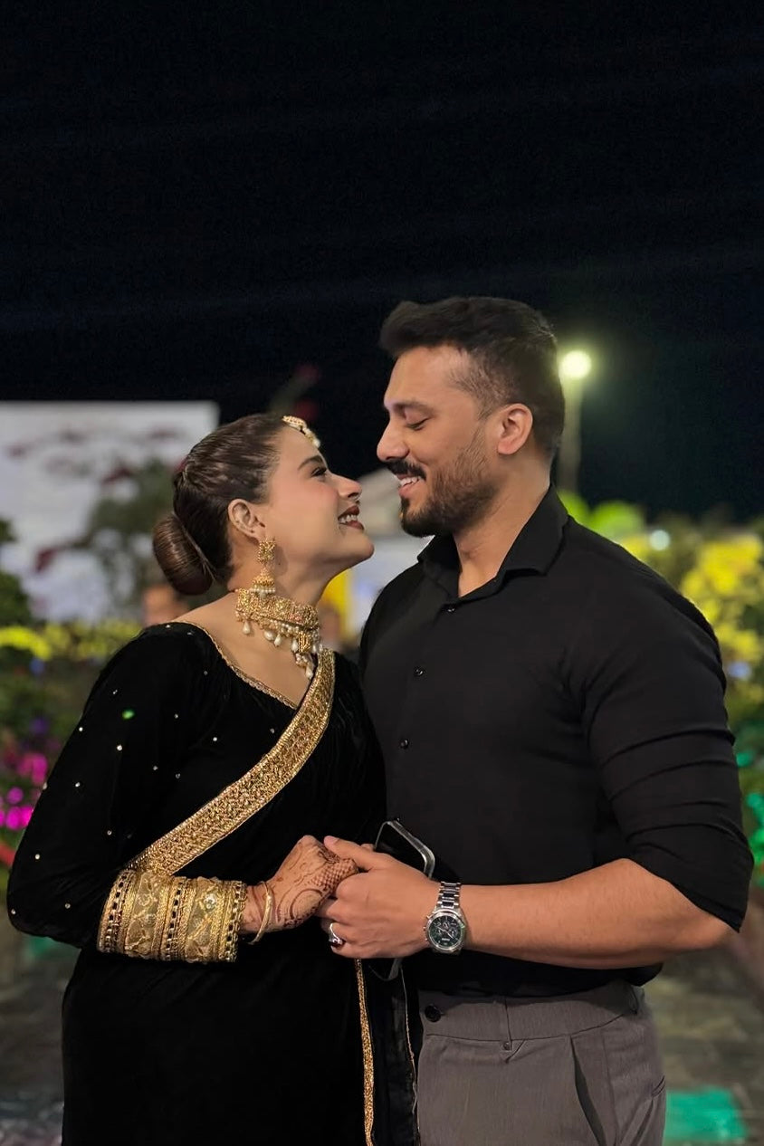 BLACK VELVET SAREE
