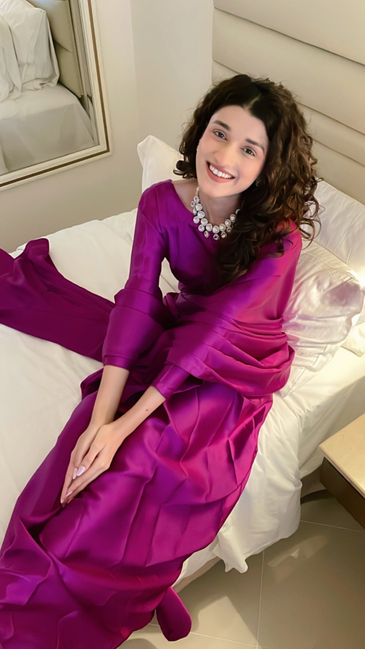 HOT MAGENTA